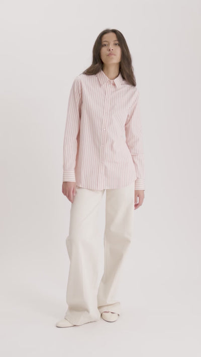 MASTER_16C003CO245-P133 WHITE PINK-34 - video