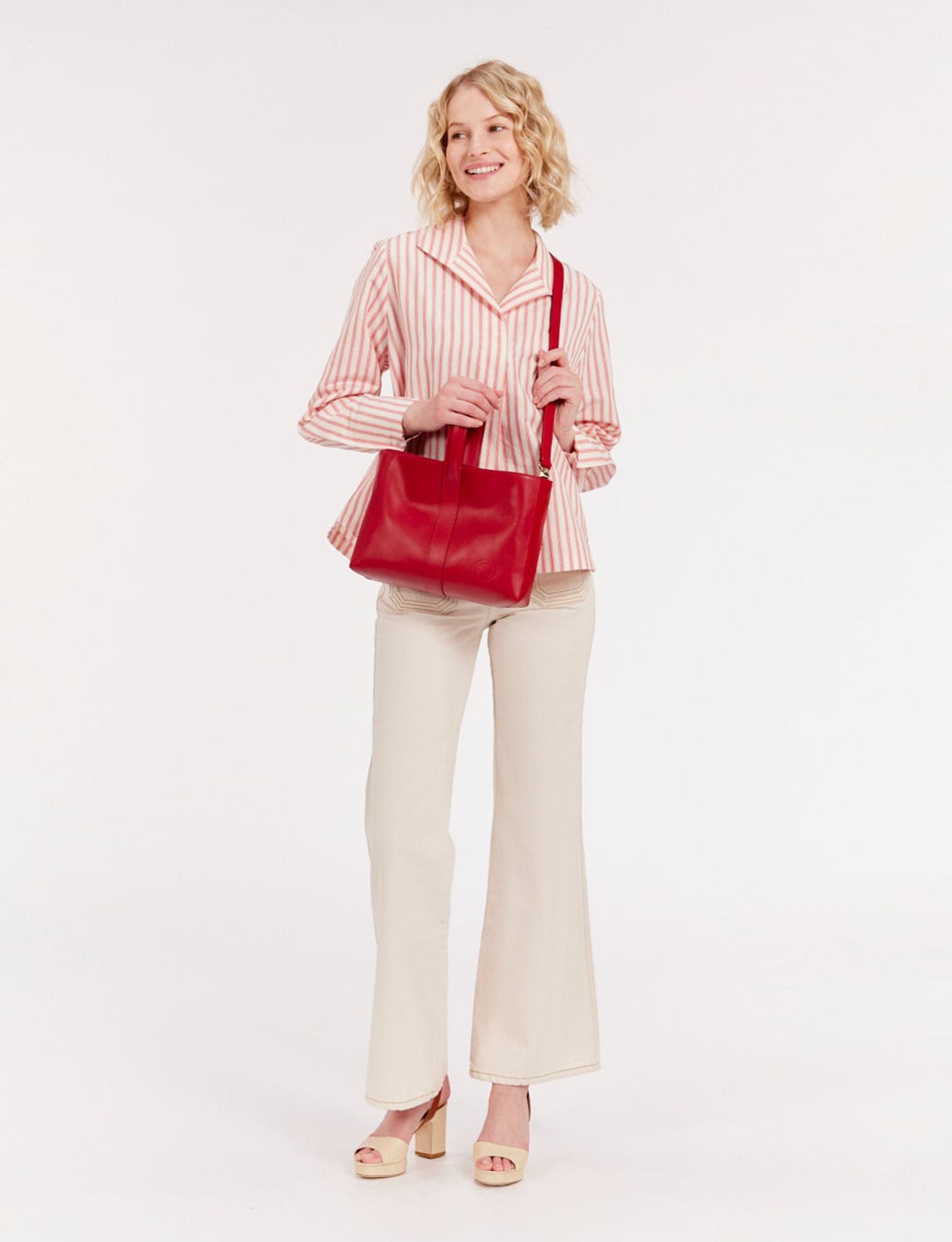 Léonore S red leather bag